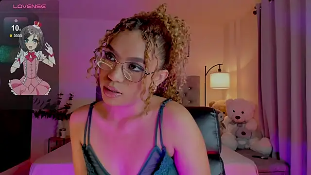 Snapshot of OxanaFedorova1- chatting on May 28, 2026, 8:37 pm OxanaFedorova1- online show from May 28, 2026, 8:37 pm