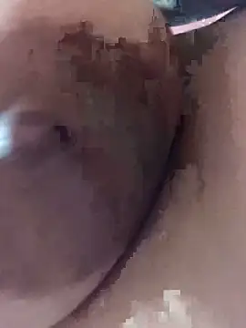 luzmelzinha online show from December 14, 2025, 6:13 pm