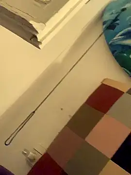 Snapshot of tuplaceroll chatting on September 9, 2025, 8:29 pm tuplaceroll online show from September 9, 2025, 8:29 pm