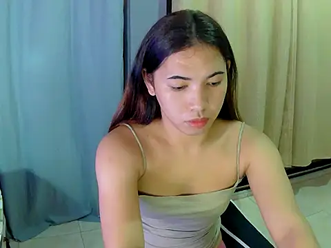 Chen Lavin online show from October 15, 2025, 7:27 am