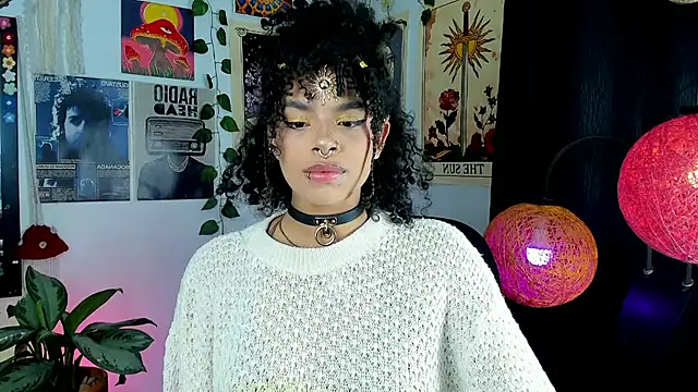 Snapshot of Raven_luv chatting on November 29, 2025, 11:38 pm Raven luv online show from November 29, 2025, 11:38 pm