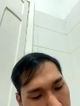 Snapshot of samuelcher chatting on January 18, 2026, 12:14 am samuelcher online show from January 18, 2026, 12:14 am