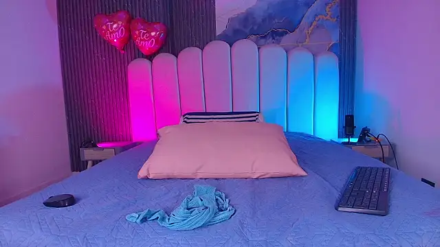 abbyrouss  online show from February 24, 2026, 3:07 am