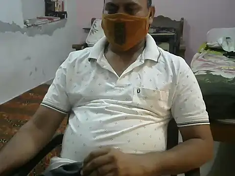 Famit025 online show from March 21, 2026, 7:09 am