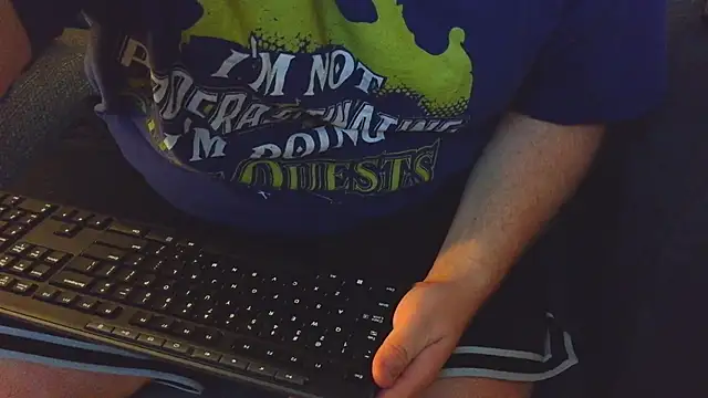 thighguy30 online show from October 9, 2025, 11:38 pm