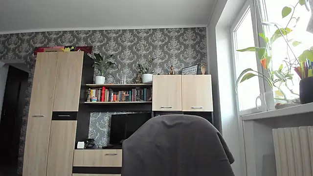 kellyxx34 online show from February 5, 2026, 8:54 am