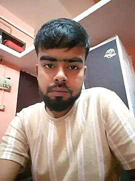 soniriyaa010101 online show from November 9, 2025, 7:56 am