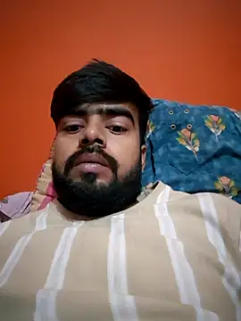 soniriyaa010101 online show from October 17, 2025, 6:39 am