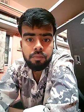 soniriyaa010101 online show from November 29, 2025, 8:53 pm