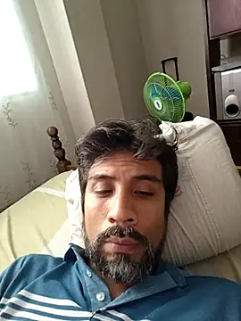 Snapshot of Mac50rus chatting on November 13, 2025, 4:00 pm Mac50rus online show from November 13, 2025, 4:00 pm