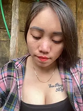 chipp-bong online show from October 23, 2025, 1:26 am