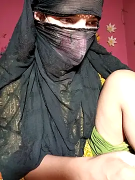 Muskan202 online show from September 12, 2025, 10:20 pm