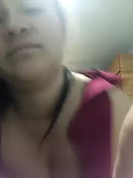 Snapshot of alahia_sw chatting on November 5, 2025, 3:15 pm alahia sw online show from November 5, 2025, 3:15 pm