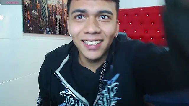 titanxero online show from November 10, 2025, 12:54 pm