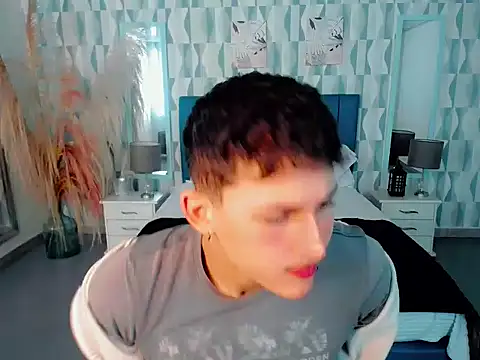 Axel savage online show from November 17, 2025, 12:20 pm