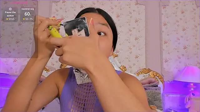 SharonBonet online show from February 10, 2026, 11:31 am