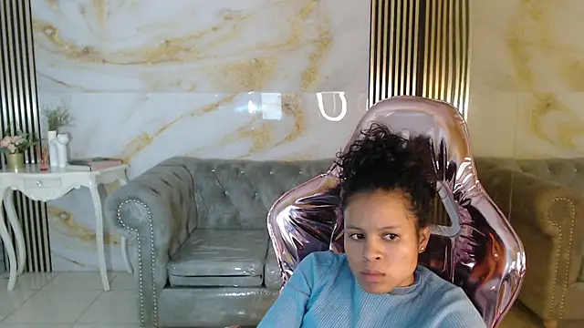 catalina5 s online show from January 10, 2026, 1:45 am