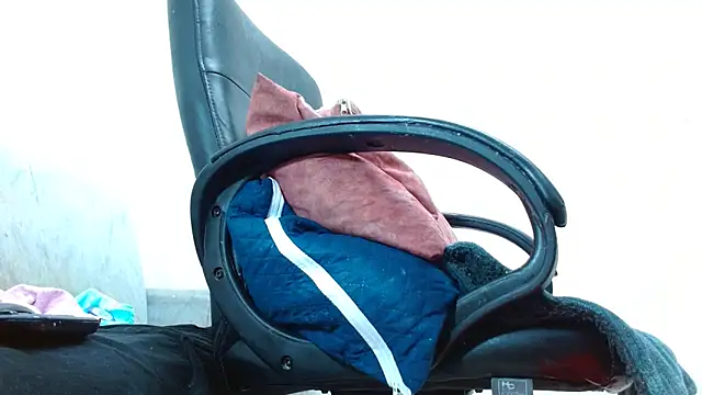 Snapshot of Nataly_Burning chatting on February 20, 2026, 1:13 pm Nataly Burning online show from February 20, 2026, 1:13 pm