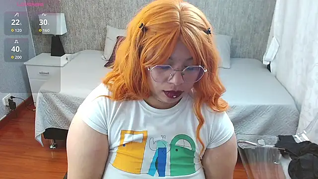 Cristhin  online show from October 9, 2025, 3:51 am