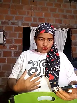 Snapshot of Rahma_Beautiful chatting on September 18, 2025, 2:14 am Rahma Beautiful online show from September 18, 2025, 2:14 am
