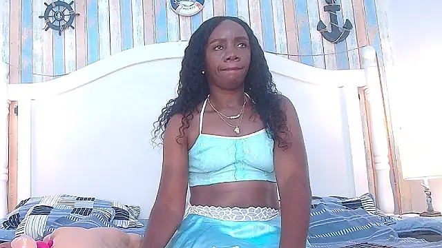 TINNATAYLOR online show from May 30, 2026, 7:30 pm