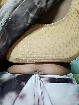 Snapshot of Aasha_devi05 chatting on October 8, 2025, 5:31 am Aasha devi05 online show from October 8, 2025, 5:31 am