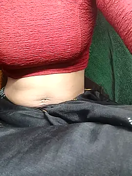 Snapshot of Aasha_devi05 chatting on October 19, 2025, 9:06 pm Aasha devi05 online show from October 19, 2025, 9:06 pm