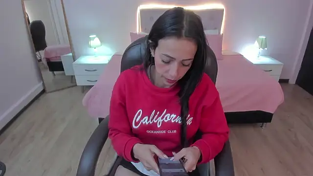 Mariam Lopez   online show from February 27, 2026, 3:40 am