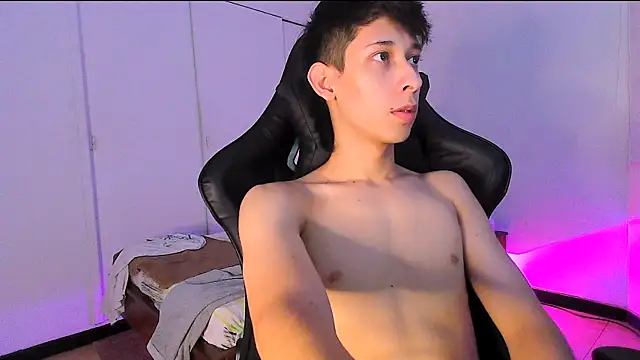 Danielsex 10 online show from January 8, 2026, 3:34 am