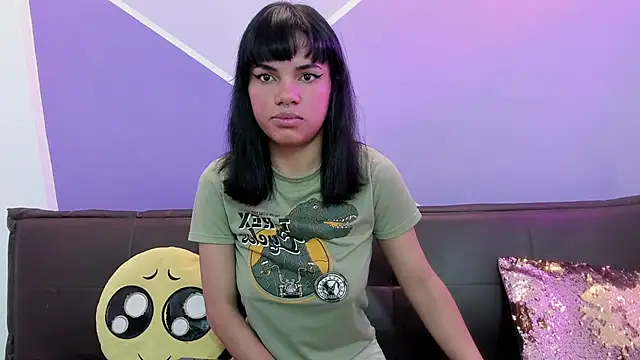 Angelina rossy online show from November 6, 2025, 3:54 am