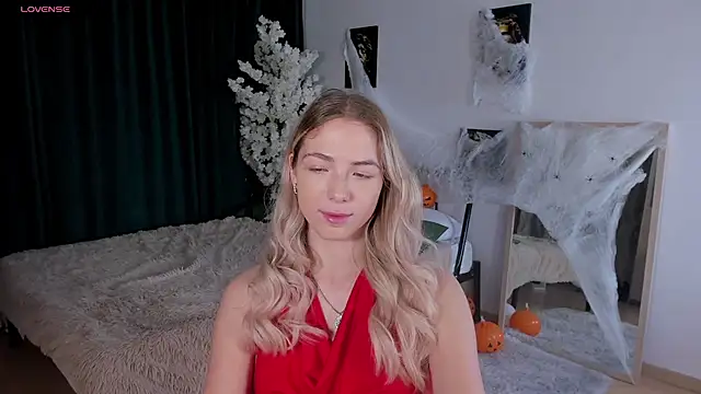 Susan Mimi online show from October 29, 2025, 3:49 am