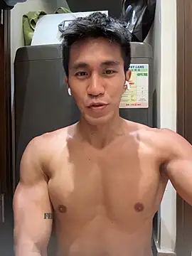 gooodboiii online show from April 19, 2026, 5:03 pm