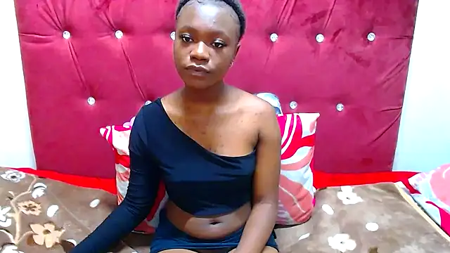 Snapshot of Cloud9boo chatting on October 31, 2025, 4:47 pm Cloud9boo online show from October 31, 2025, 4:47 pm