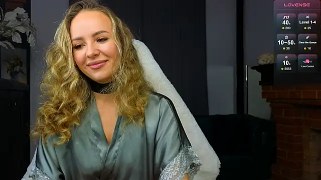 Hloya Mei online show from September 17, 2025, 11:29 pm