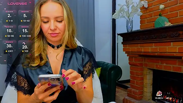 Hloya Mei online show from October 16, 2025, 12:41 am