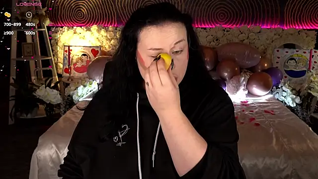 SerahMirabeli online show from March 3, 2026, 7:54 pm