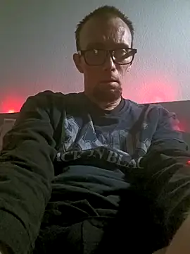 Snapshot of Nocturnal_Eros chatting on October 16, 2025, 6:43 am Nocturnal Eros online show from October 16, 2025, 6:43 am