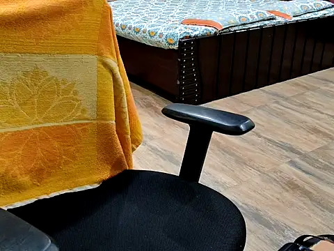 ZoroArcher online show from November 3, 2025, 8:12 pm