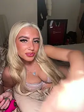 BlondeBetty online show from March 6, 2026, 7:53 pm