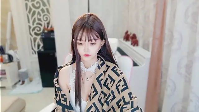 Aurora-77 online show from October 24, 2025, 3:00 pm