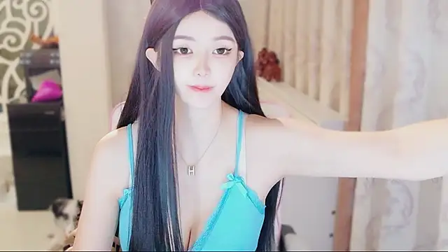 Aurora-77 online show from October 18, 2025, 2:08 pm