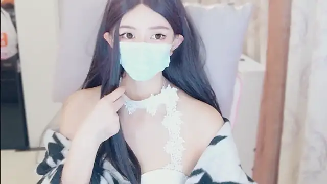 Aurora-77 online show from November 2, 2025, 3:50 pm