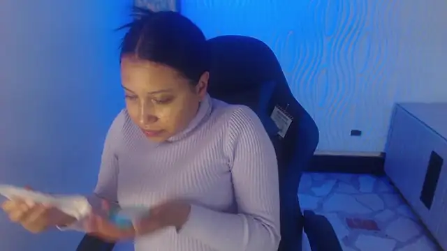 susan mooree online show from February 11, 2026, 8:20 pm