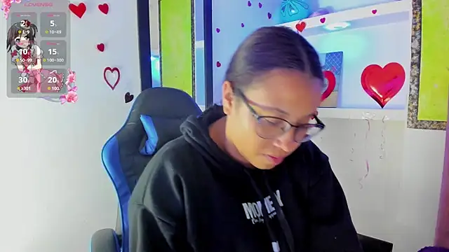 susan mooree online show from March 18, 2026, 8:43 pm