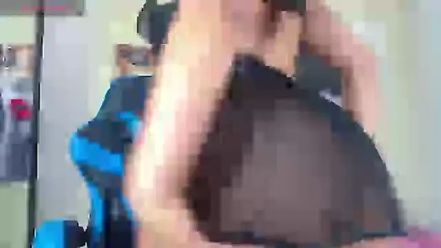 susan mooree online show from September 12, 2025, 3:45 pm