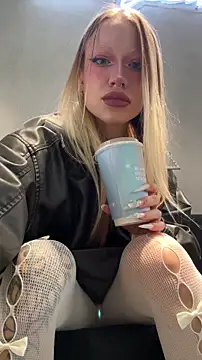 Sugar Pop online show from September 24, 2025, 2:34 pm