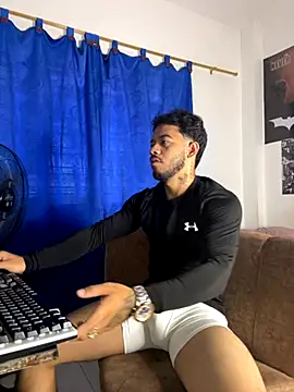 Snapshot of DavideVentura_ chatting on September 19, 2025, 3:49 pm DavideVentura online show from September 19, 2025, 3:49 pm