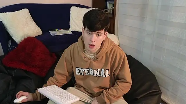 tightncuteass online show from February 26, 2026, 12:54 am