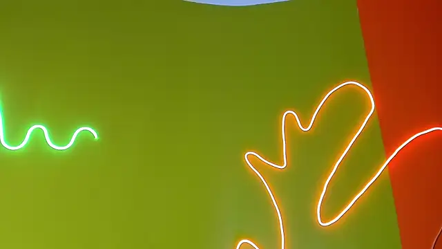 Bagiolett online show from October 7, 2025, 2:23 am