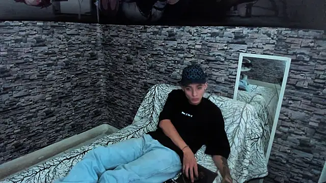 Snapshot of weesley_boy chatting on September 20, 2025, 12:26 am weesley boy online show from September 20, 2025, 12:26 am